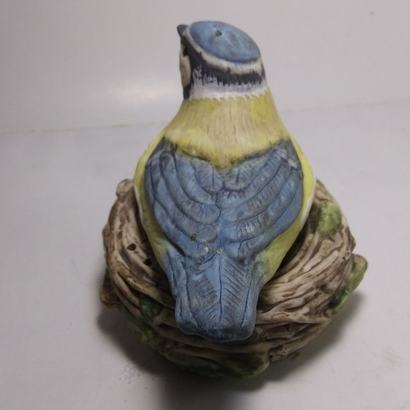 bluebird on nest salt and  pepper shakers Ceramic - Picture 7 of 8